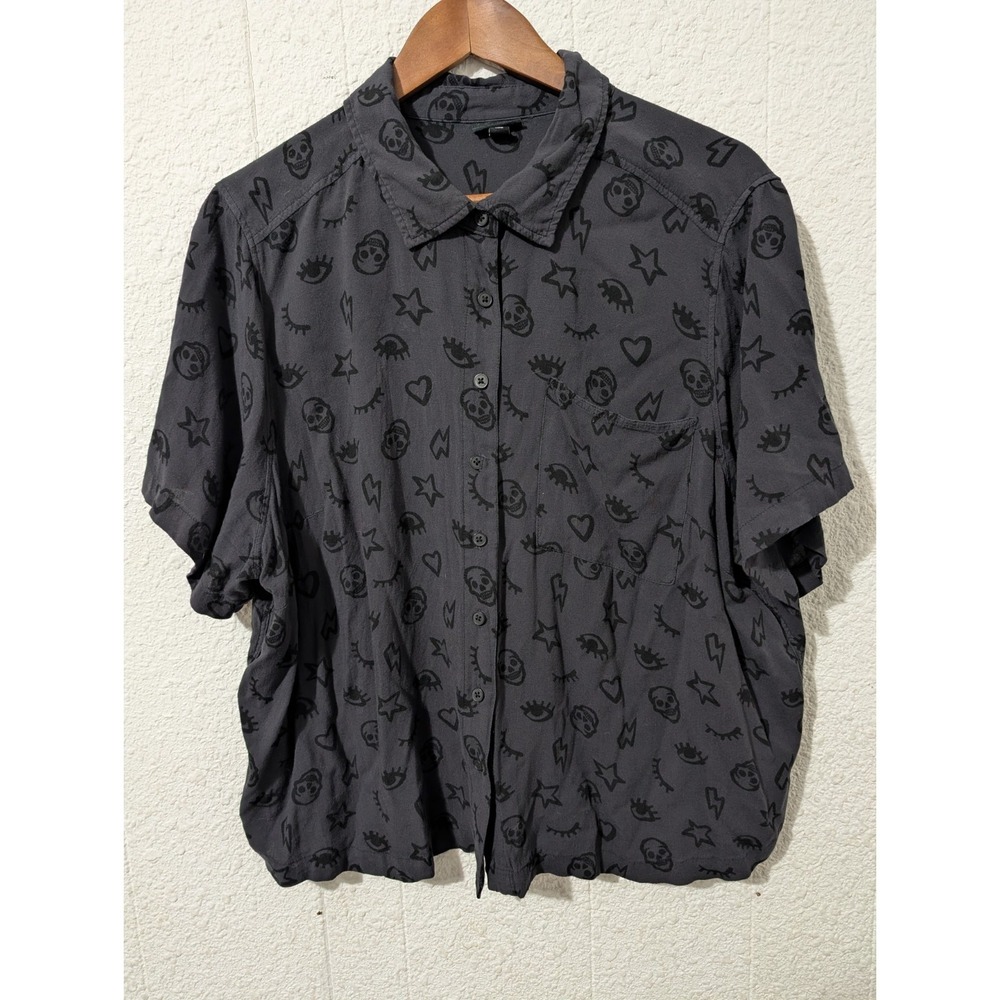 Lizzie Rayon Slub Button Up Short Sleeve Crop Shirt, Size 1x